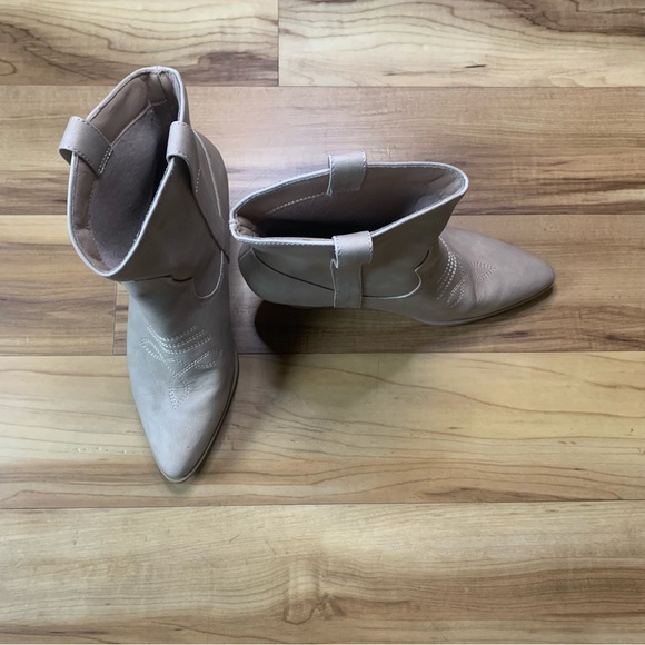 Rachel Zoe Women’s Western Style Rocky Boots, Size 8 - Picture 2 of 10